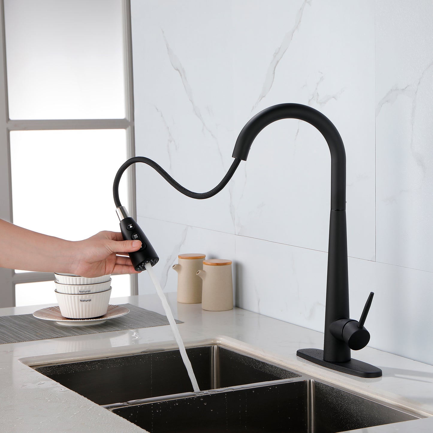 Kitchen Faucet With Pull-down Spray