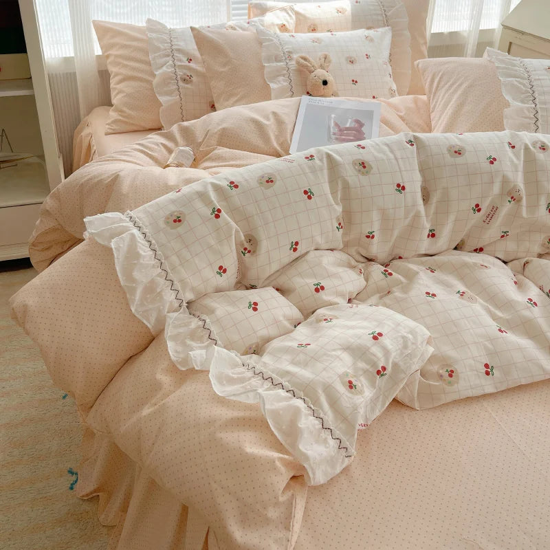 DecorBites™ Cotton Small Florals Princess Bedding Set - Queen Size - Duver Cover Bed Sheet Bed Skirt Pillowcases