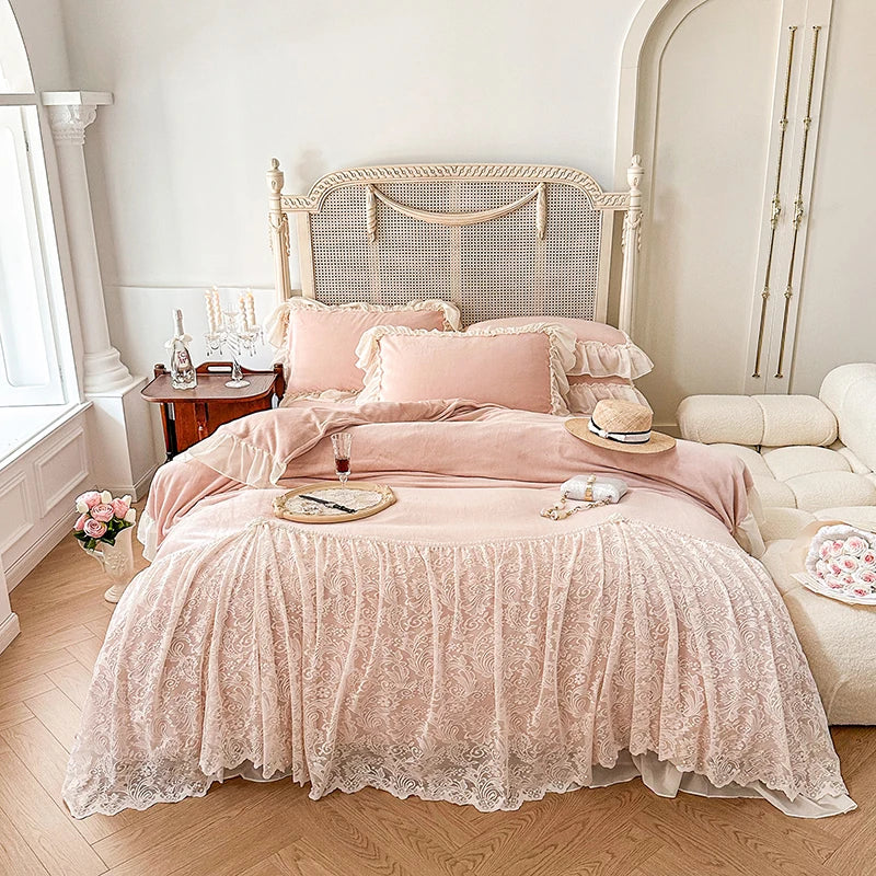 DecorBites™ French Lace Ruffles Princess Wedding Bedding Set, Velvet Fleece Duvet Cover Set