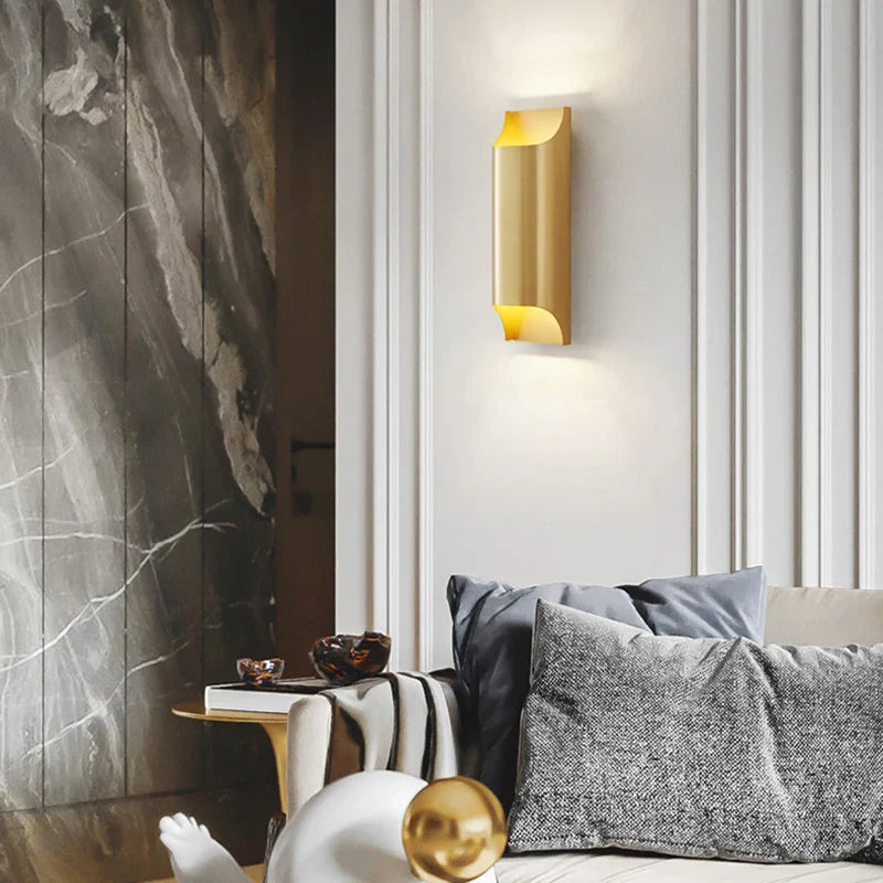 مصباح حائط LED نحاسي حديث