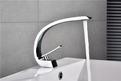 Single hole mixing faucet for washbasin