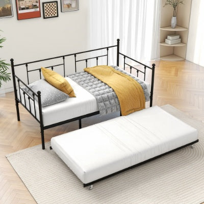 Black Victorian Metal Daybed
