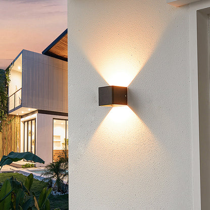 Modern Minimalist Outdoor Waterproof Wall Lamp
