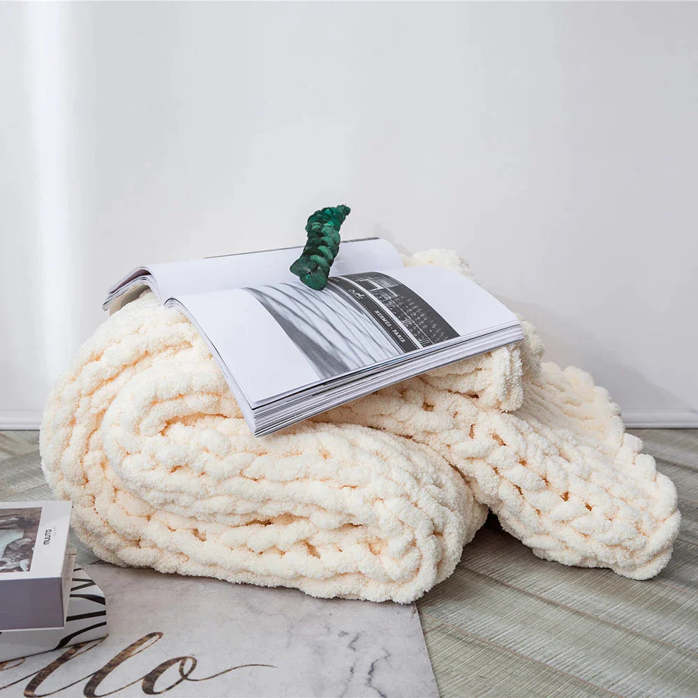 DecorBites™ Cozy Chenille Chunky Knit Blanket - Soft Decorative Throw for Bed, Sofa, Living Room - Summer Quilt or Rug Alternative