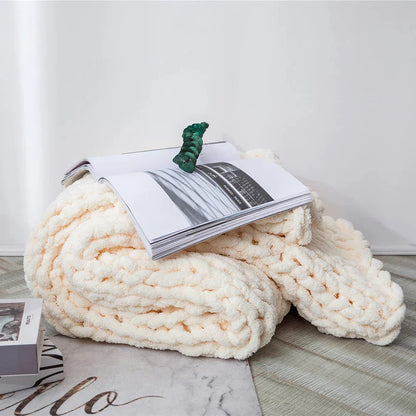 DecorBites™ Cozy Chenille Chunky Knit Blanket - Soft Decorative Throw for Bed, Sofa, Living Room - Summer Quilt or Rug Alternative