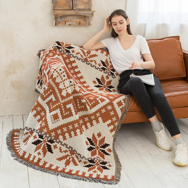 Nordic Plaid Knitted Blanket