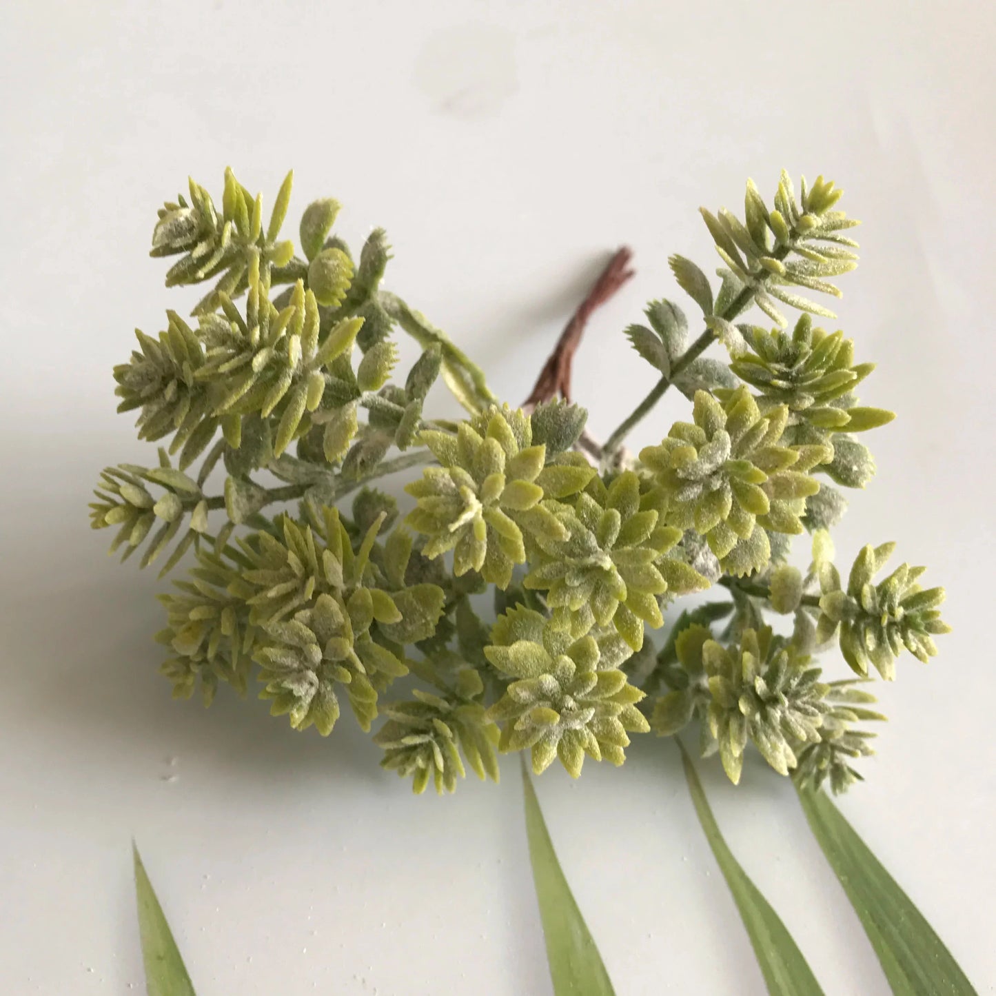 DecorBites™ Greenery Berry Stamen Bundle for DIY Christmas Decor & Gift Wrapping