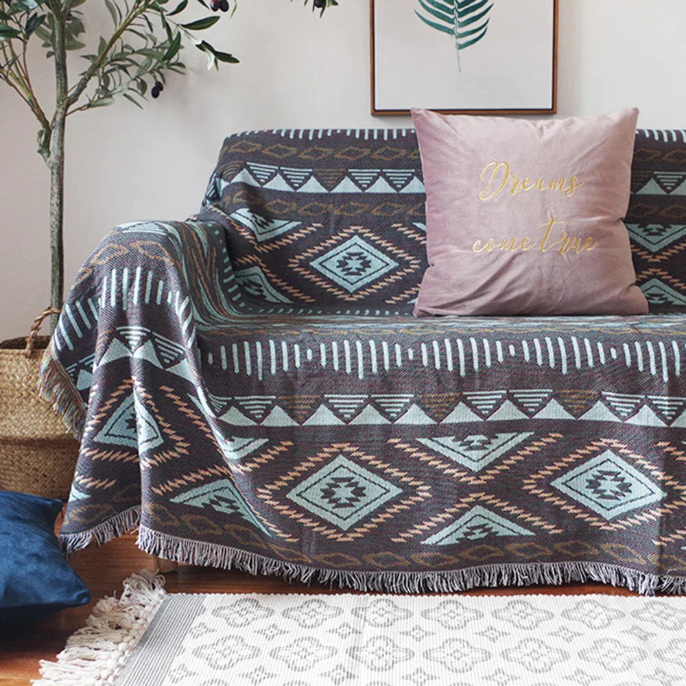 Nordic Plaid Knitted Blanket