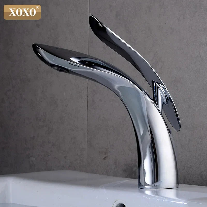 Gold Single Handle Faucet Contemporary Design