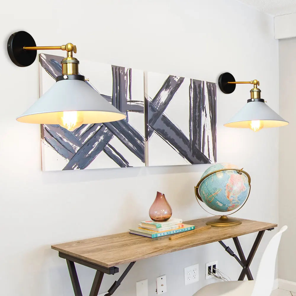 Black Retro Wall Light