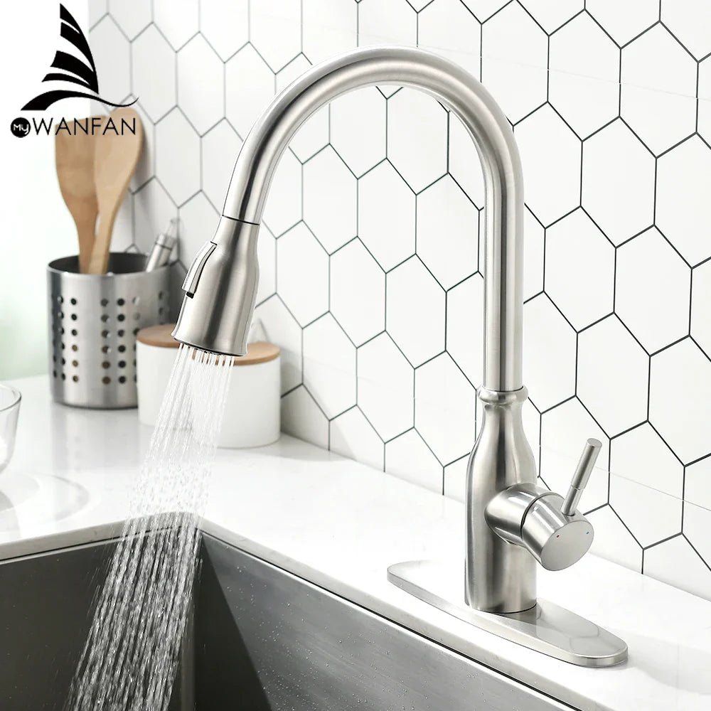 Gold Pull-Out Kitchen Faucet With Smooth Operation