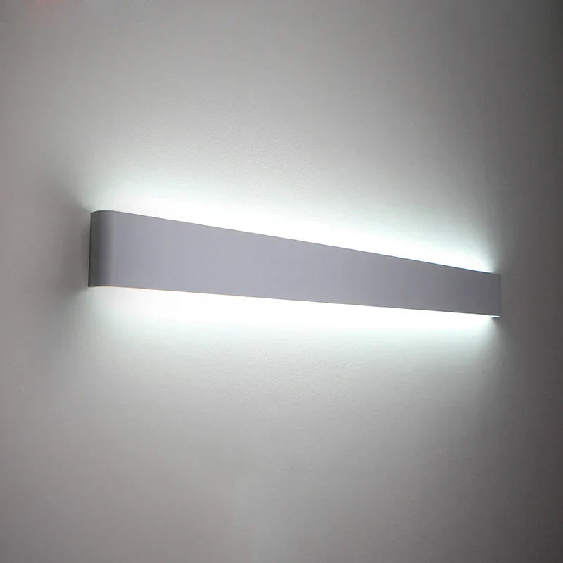 Minimalist Aluminum Indoor Lamps