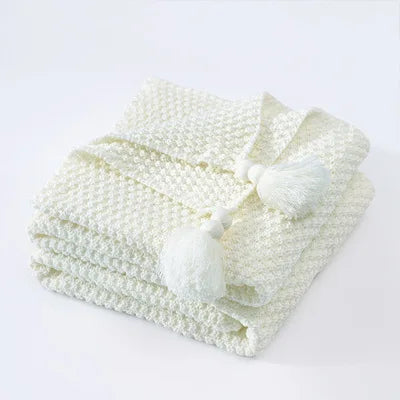 Woolen Ball Knit Blanket