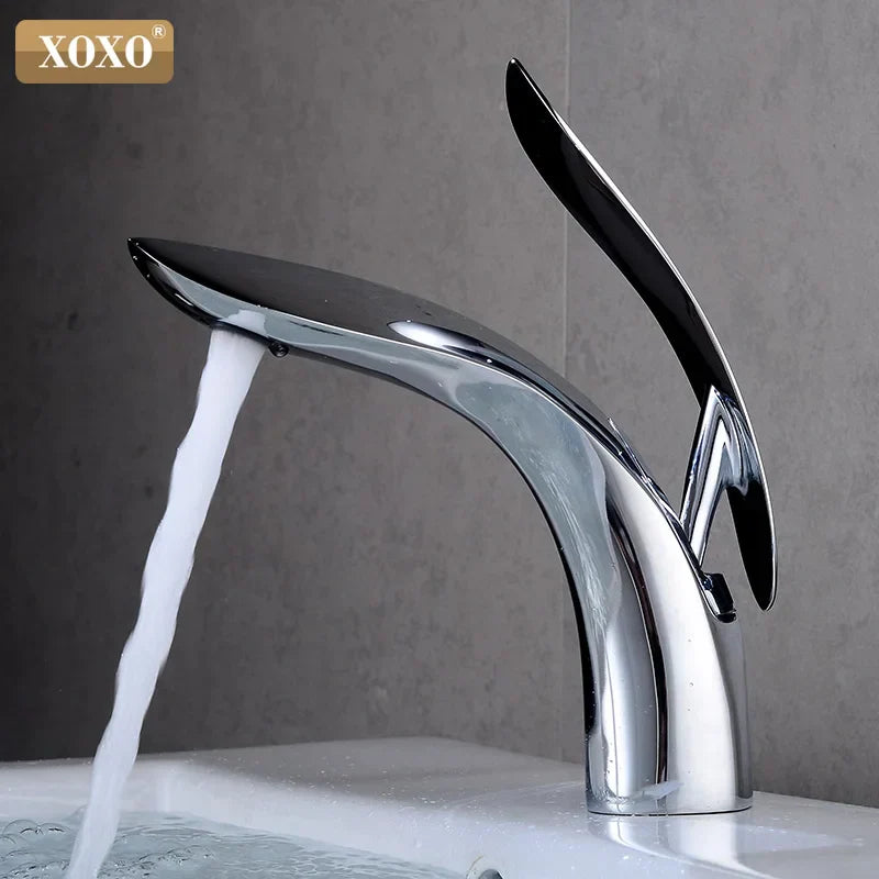Gold Single Handle Faucet Contemporary Design