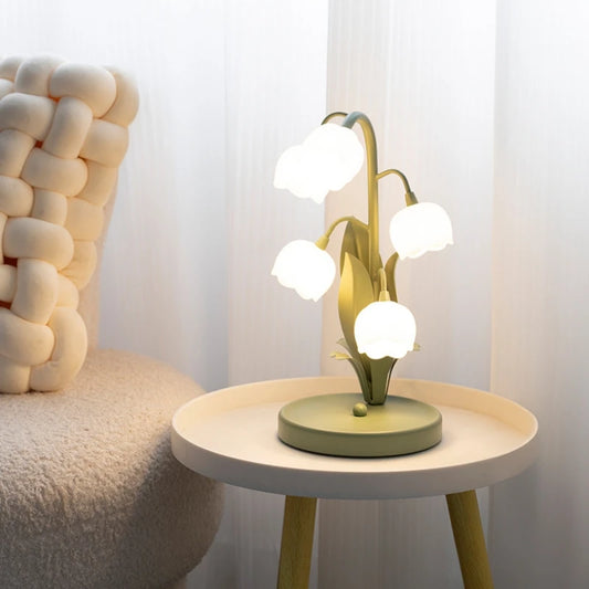 Vintage floral table lamp for the home, 5 lily nightstand lamp in 3 color patterns with G4 Led bulbs for bedrooms, living rooms