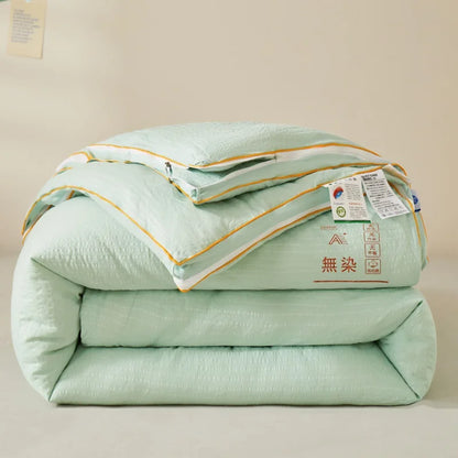 DecorBites™ Cozy Soy Fiber Quilt: Soft, Warm, and Skin-friendly Bedding Solution