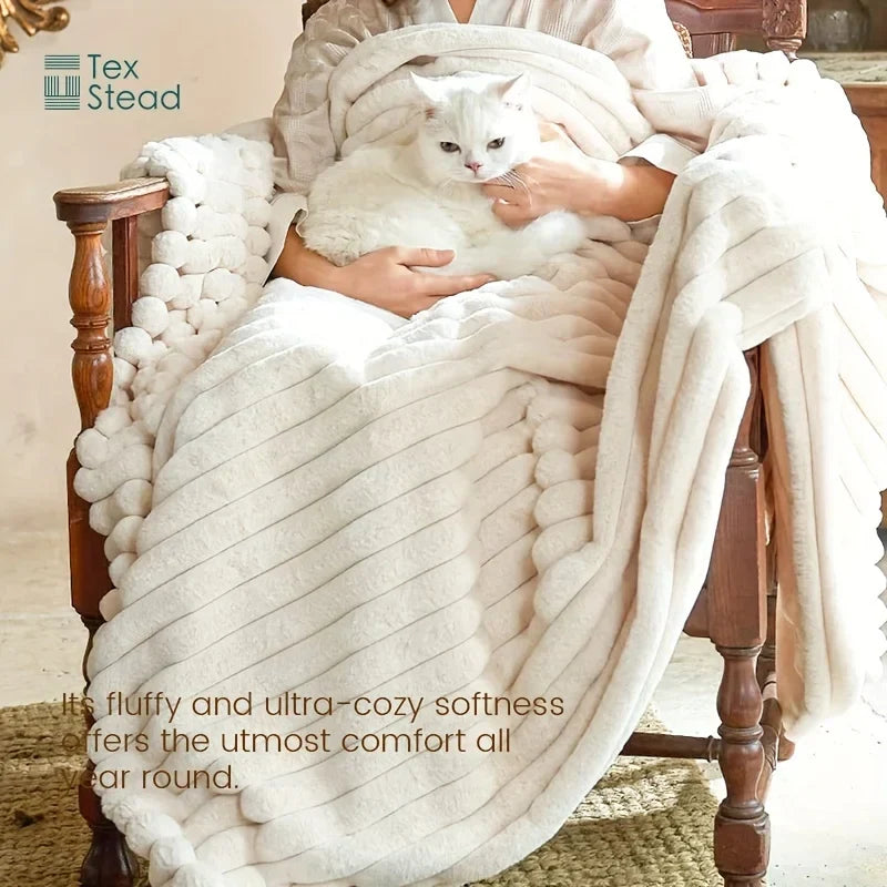 DecorBites™ Fuzzy Super Soft Flannel Throw Blanket - Luxe Plush Blanket for Sofa, Bed