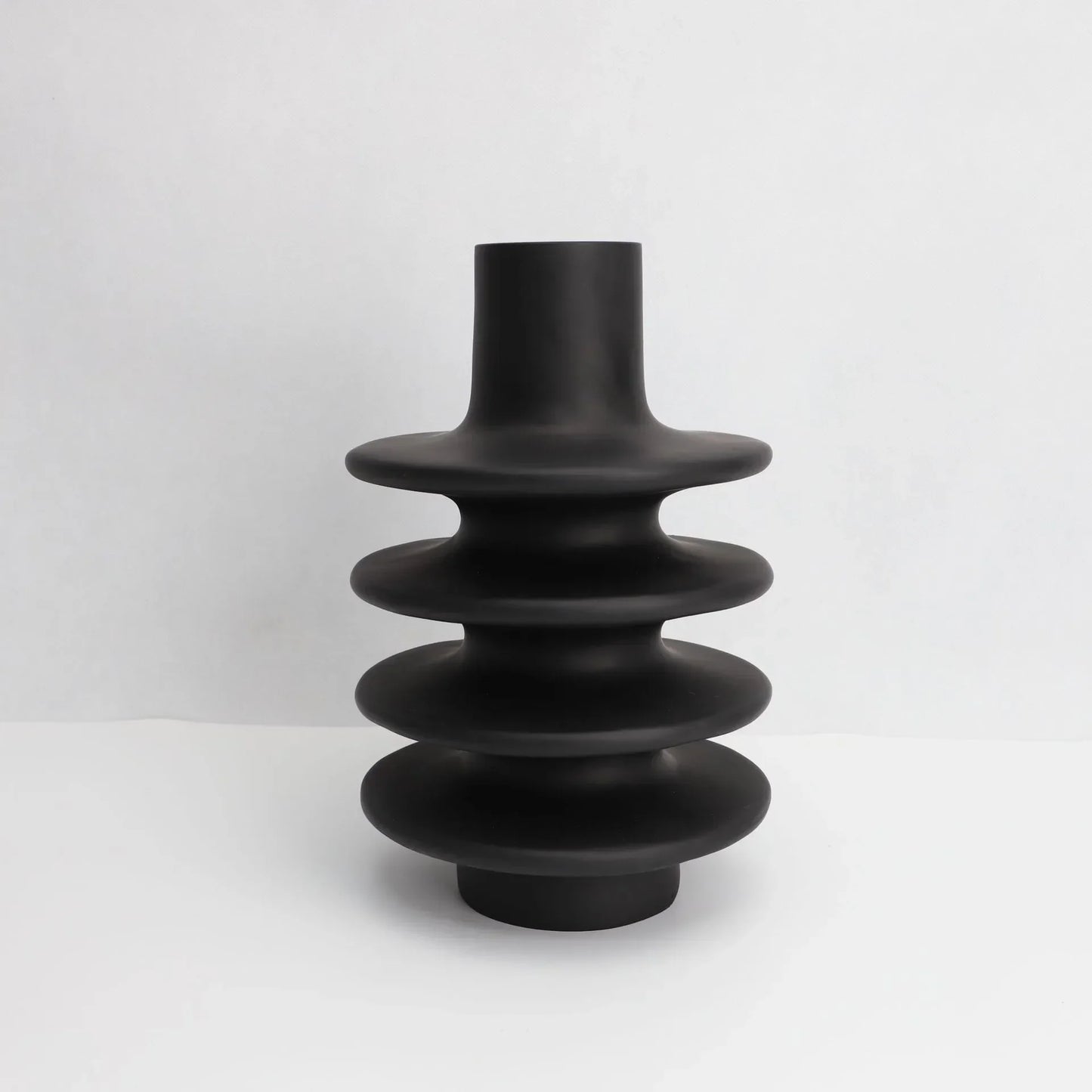 DecorBites™ Geometric Circle Spiral Black Resin Vase - Home Decor Flower Pot