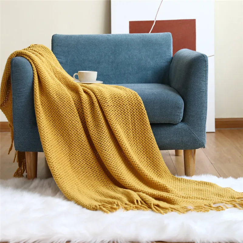DecorBites™ Cozy Nordic Knit Sofa Blanket with Tassels & Fleece Throw