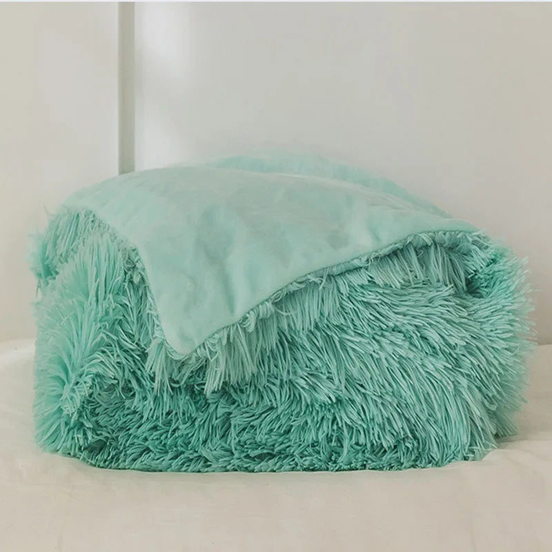 DecorBites™ Cozy Faux Fur Throw Blanket for All Seasons