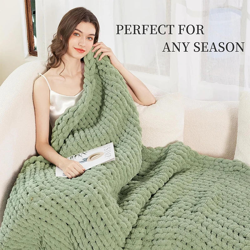 DecorBites™ Cozy Autumn Fleece Blanket | Double-Sided Warm Flannel | Durable & Soft