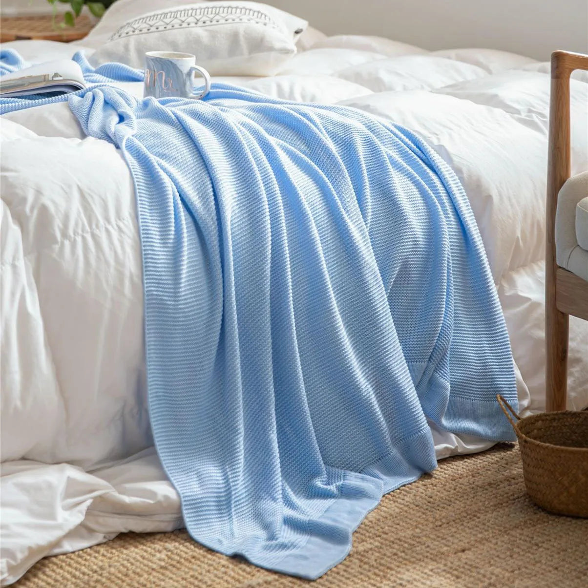 DecorBites™ Bamboo Cooling Throw Blanket - Stay Cool All Summer, Ideal for Hot Sleepers