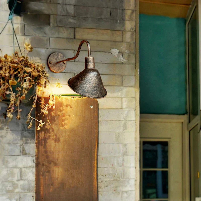 Vintage Outdoor Wall Lamp