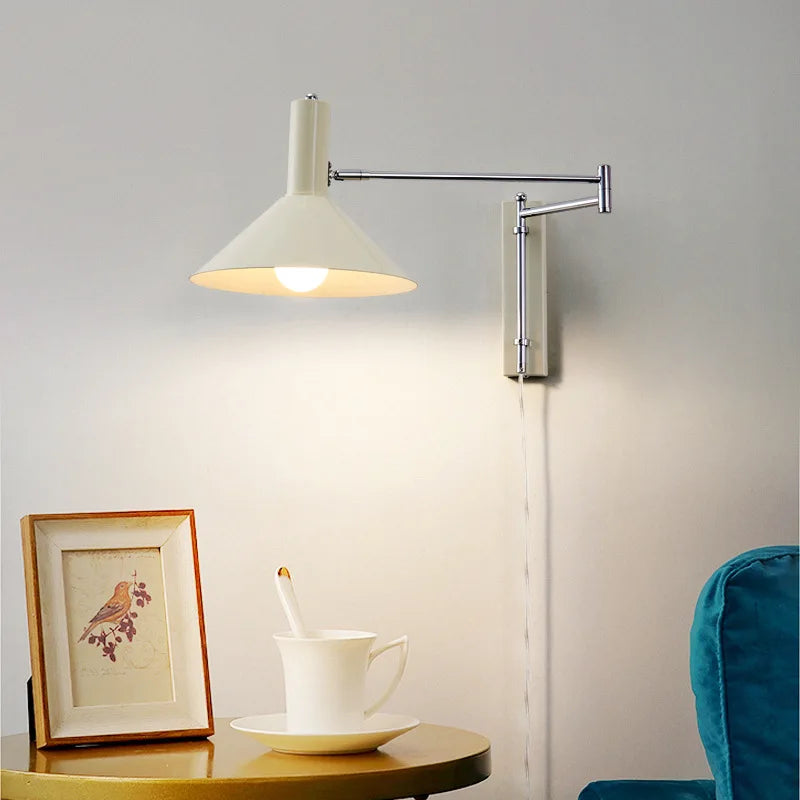 Metal Extendable Wall Lamp