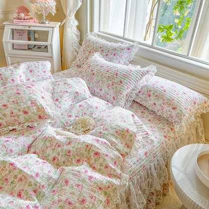 DecorBites™ French Lace Ruffles Seersucker Bed Set: 4Pcs Princess Bedding Quilt Cover