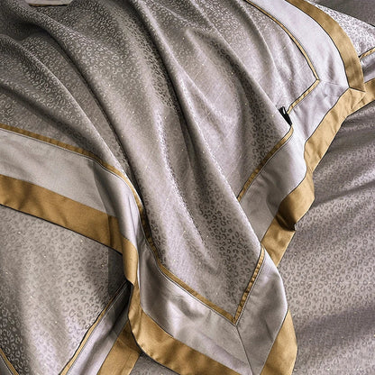 DecorBites™ Egyptian Cotton Leopard Jacquard Luxury Bedding Set with Satin Finish