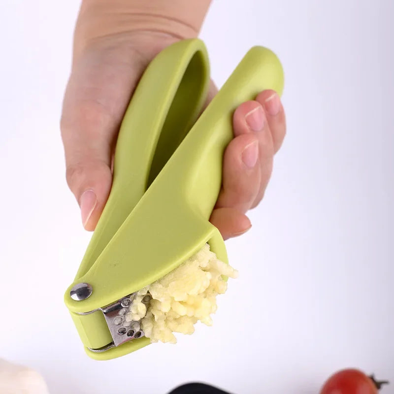 DecorBites™ Garlic Rammers: Manual Zinc-Alloy Press for Multifunctional Cuisine - Peel, Press, & Squeeze