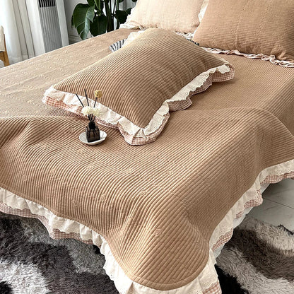 DecorBites™ Lace Ruffles Quilted Bedspread Set with Pillowcases Queen Size