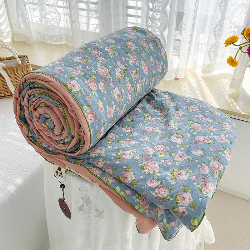DecorBites™ Double Layered Soya Fibre Filling Quilt: Soft, Breathable, Grade A Maternal and Child Comforter