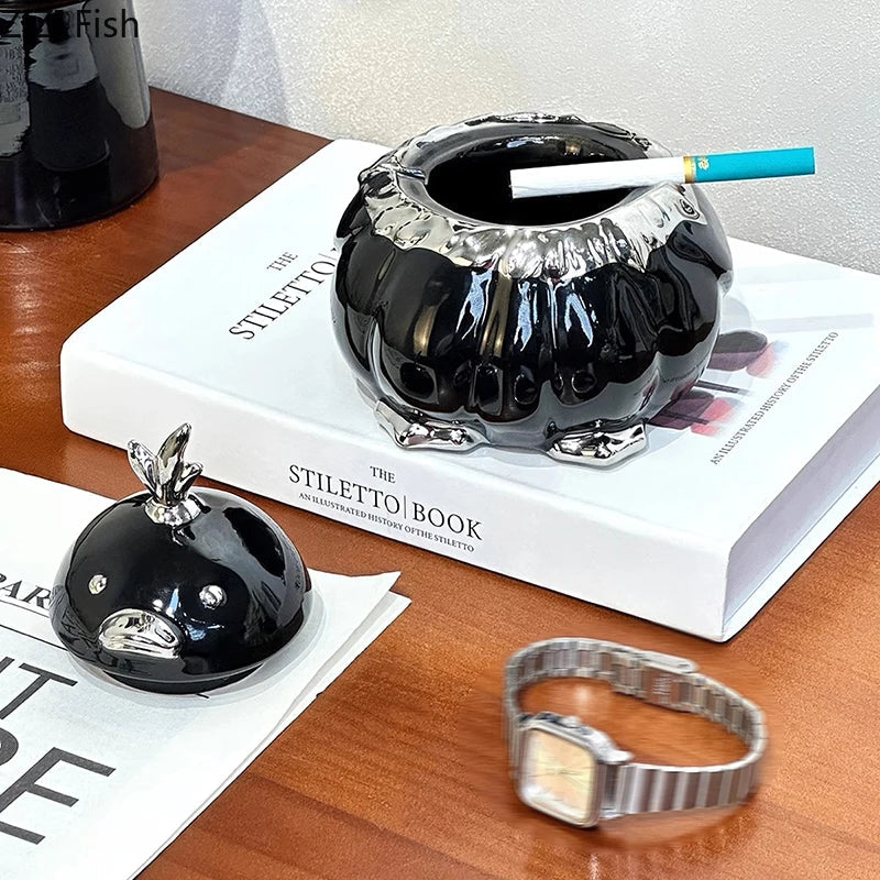 DecorBites™ Garlic Duck Ceramic Ashtray with Lid - Unique Desk Decoration and Smoking Accessory