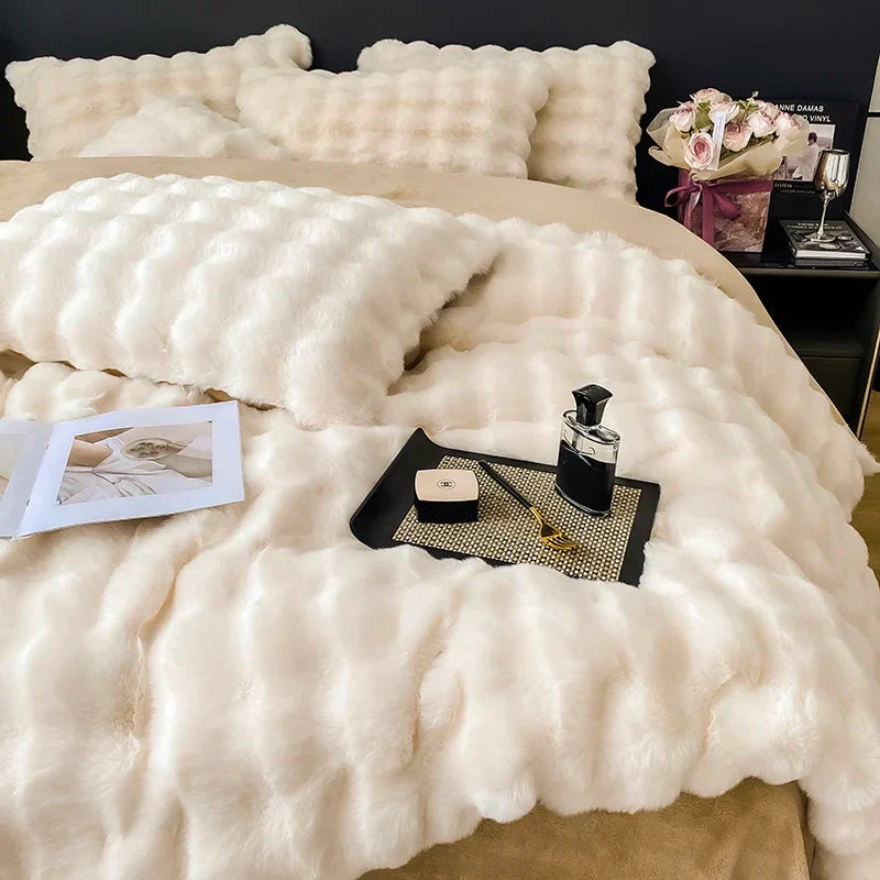 Gradient Faux Fur Bedding Set