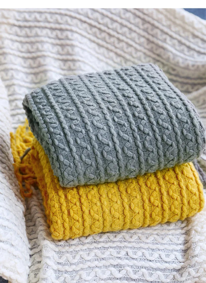 DecorBites™ Geometric Knit Sofa Blanket with Tassels