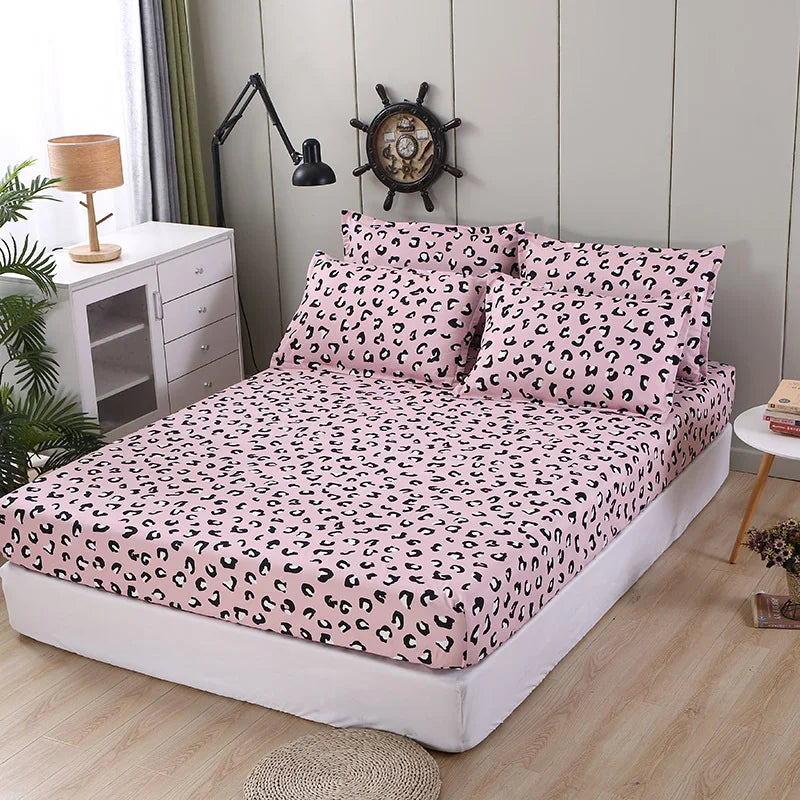 DecorBites™ Golden Feather Fitted Sheet Set: 120/150/180Cm + 2 Pillowcases