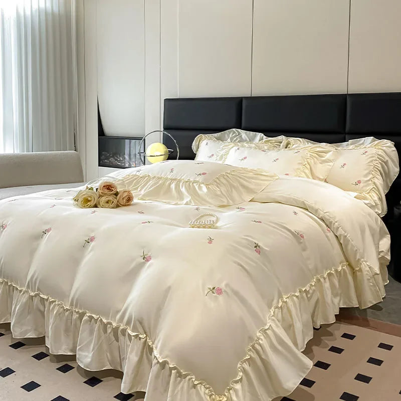 Cooling Lace Comforter Set