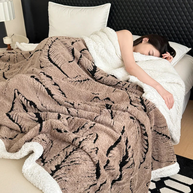 Leaf Jacquard Flannel Blanket