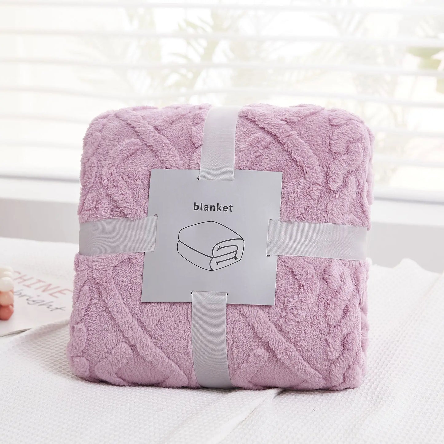 DecorBites™ Cozy Jacquard Plush Blanket: Soft Winter Sofa Throw, Office Travel Nap Shawl