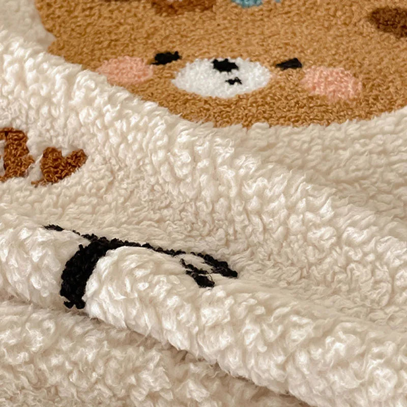 DecorBites™ Cozy Teddy Fleece Blanket - Luxury Bedspread for All Seasons