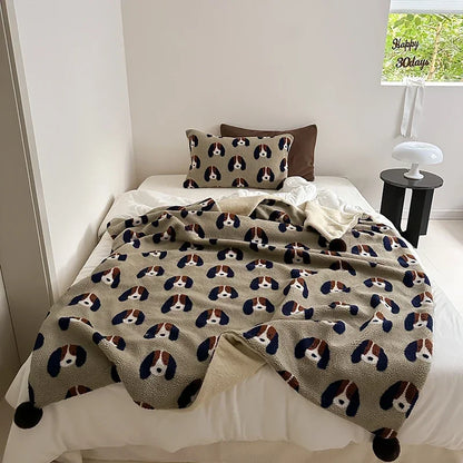 DecorBites™ Cozy Sheep Rollie Loop Fleece Blanket for Winter - Premium Warmth and Comfort