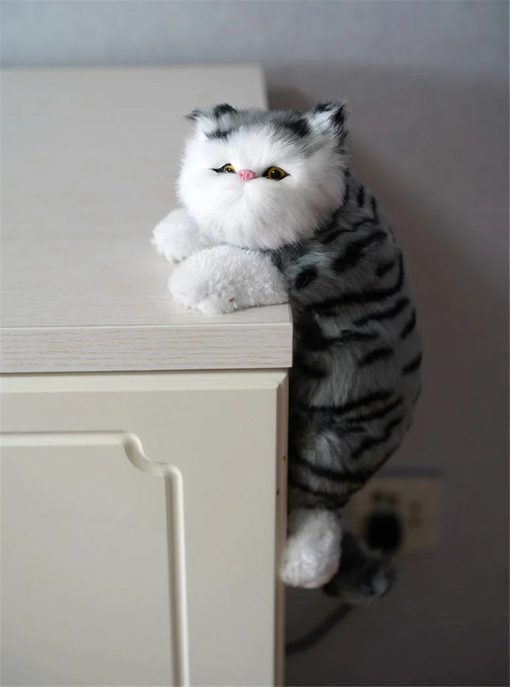 DecorBites™ Hanging Cat Plush Doll Figurine Home Decoration Model