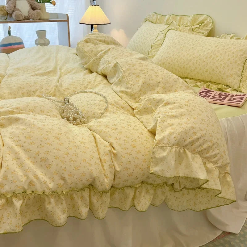 Printed Lace Bedding Set