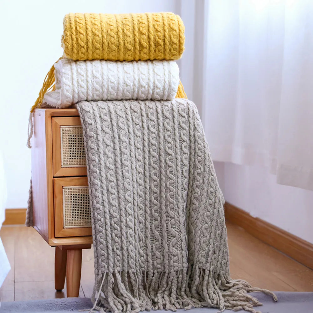 DecorBites™ Geometric Knit Sofa Blanket with Tassels