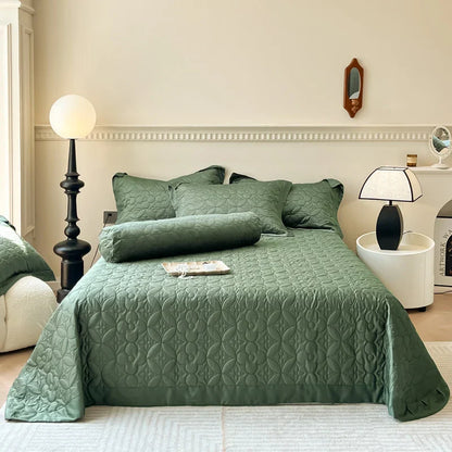 DecorBites™ Eucalyptus Fiber Bedspread for a Cooling, Silky Bed Experience