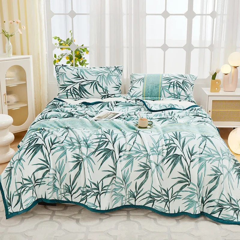 DecorBites™ Cozy Flannel Plush Blanket - All Seasons Sofa Cover & Bed Sheet for Queen Double