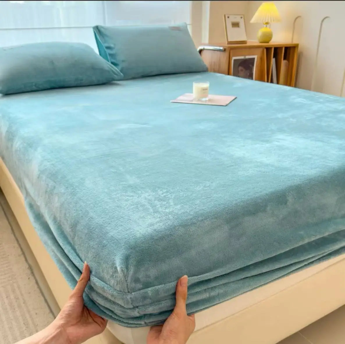 DecorBites™ Cozy Milk Velvet Fitted Sheet for Autumn & Winter Mattress Topper