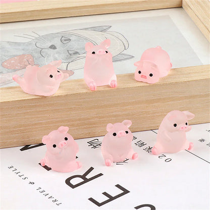 DecorBites™ Kawaii Pig Miniatures Terrarium Figurines 6pcs Crafts Home Decoration