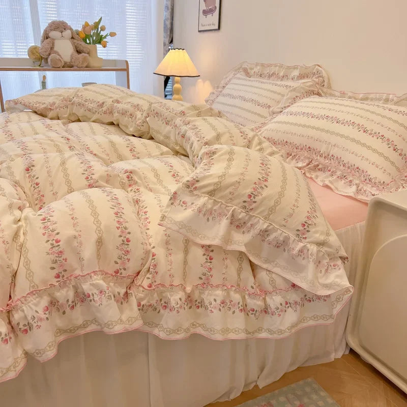 Printed Lace Bedding Set